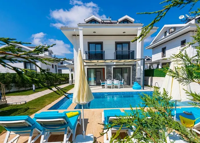 Hisar 1 - 4 Bedroom In Hisaroenue Fethiye